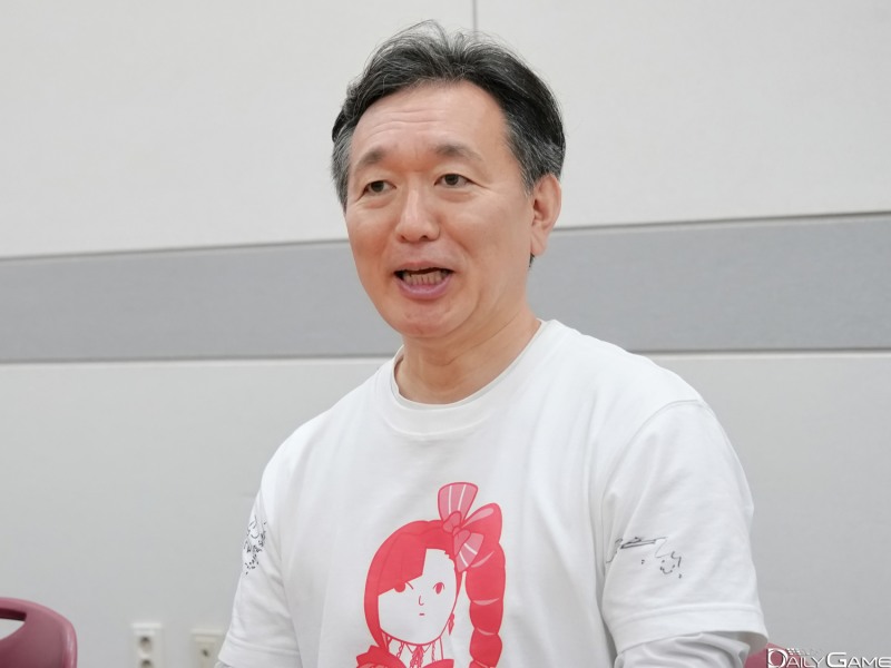 '이세계의 마녀군주' 니이카와 소헤이 PD가 '플레이엑스포' 행사장을 찾았다.