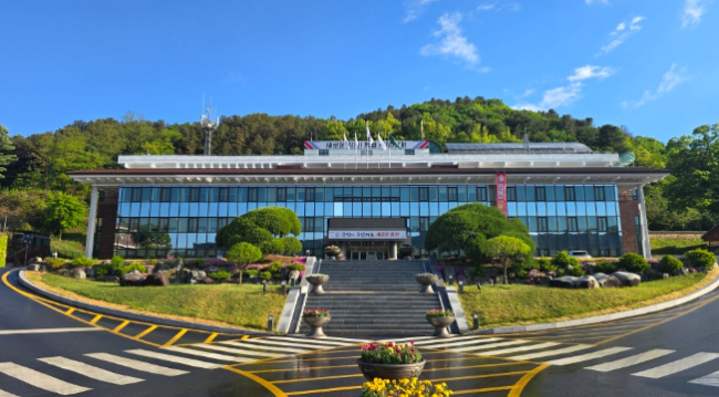 홍천군청 전경 <사진=홍천군 제공>