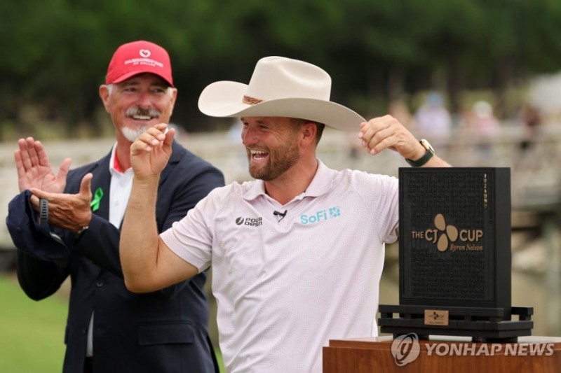 우승을 기뻐하는 윈덤 클라크 / 사진=연합뉴스