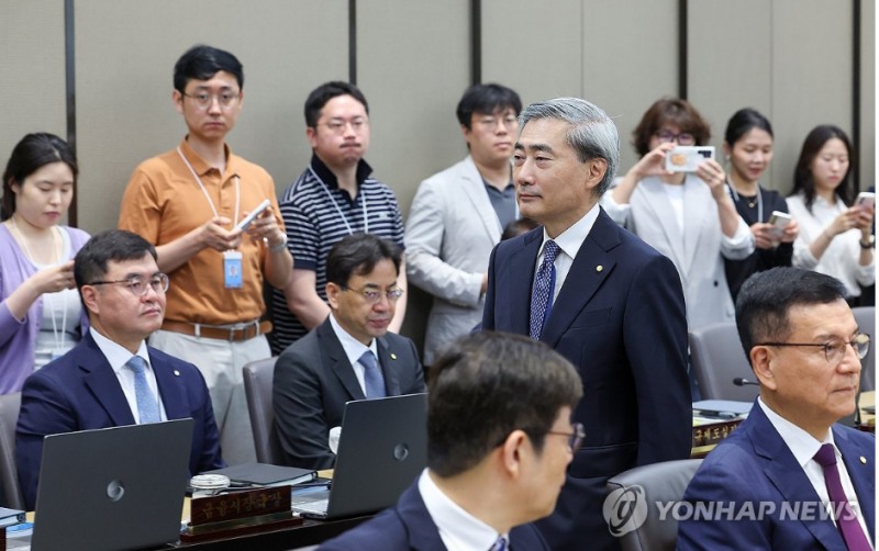 신현송 한은총재는 28일 기자간담회에서 "중동 상황 진전되면 원화 상당히 강세로 갈 여지가 있다"고 말했다. 사진=공동취재단