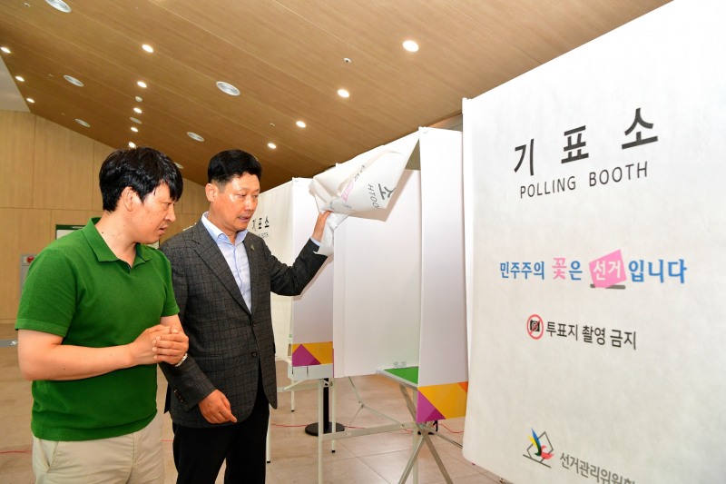제9회 전국동시지방선거 대비 사전투표 모의시험 현장점검 (사진제공=담양군)
