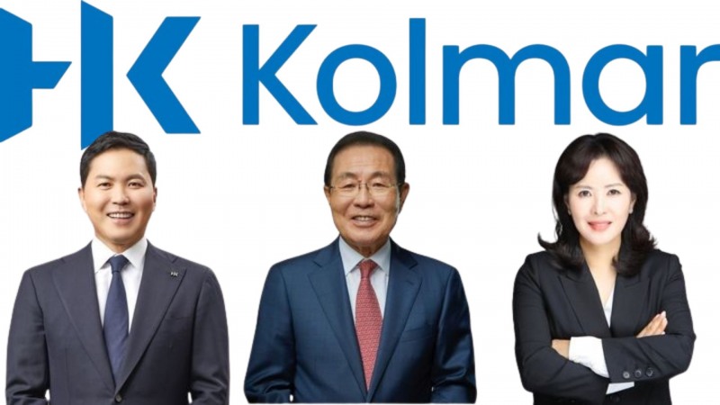 윤상현 콜마홀딩스 부회장, 윤동한 콜마그룹 회장, 윤여원 콜마비앤에이치 대표. /제공= 한국콜마
