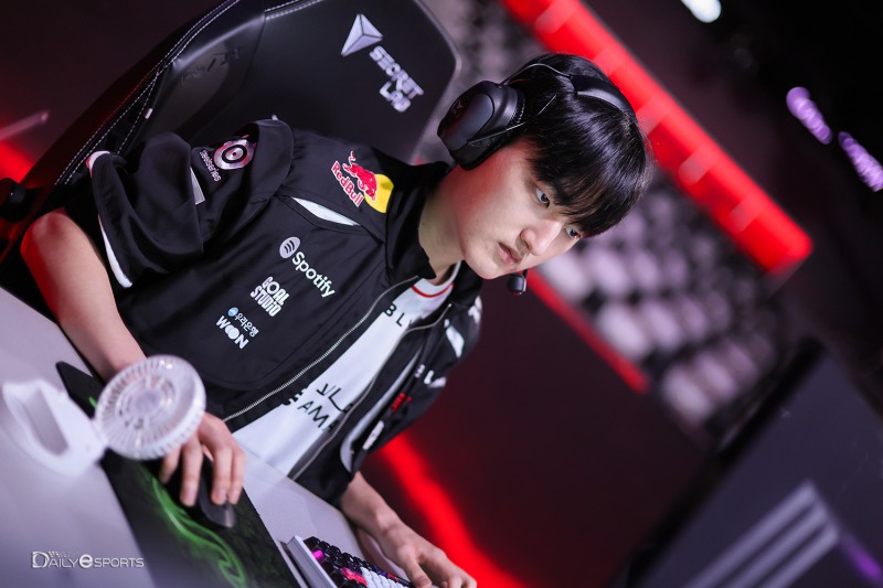 T1 '페이즈' 김수환.