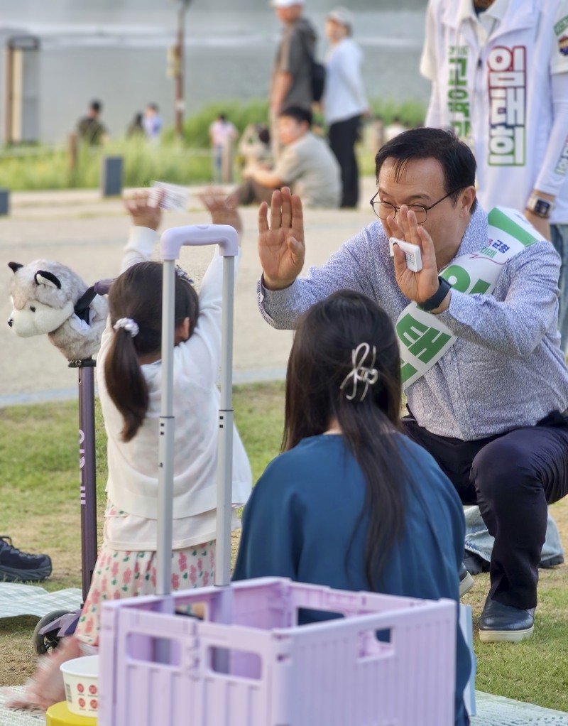 임태희 경기도교육감 후보가 1일 미래 교육의 핵심 가치로 ‘인성교육’을 제시하며 바른 인성을 갖춘 미래 인재 육성에 대한 의지를 나타냈다./임태희 미래교육캠프