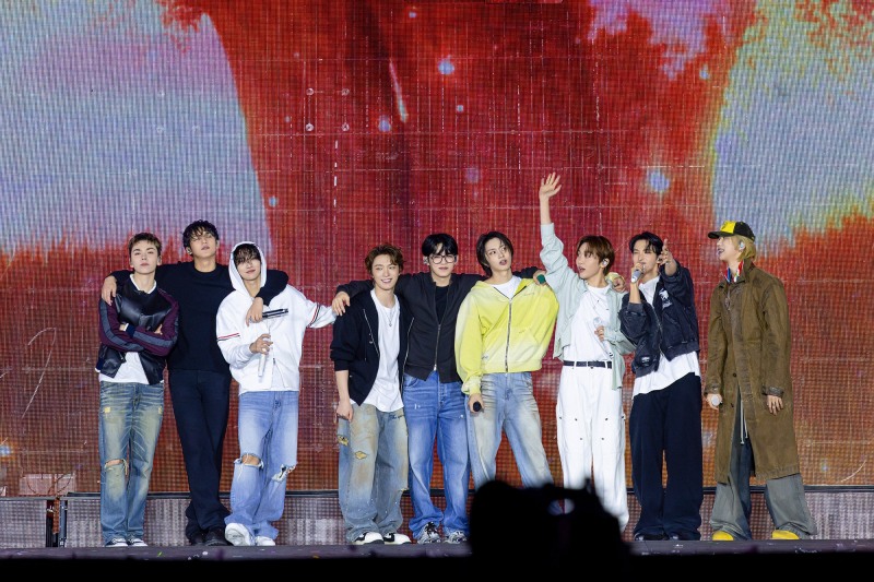 세븐틴, 美 빌보드 2026 반기 ‘톱 투어’ 7위…또 한 번 K-팝 최고 순위