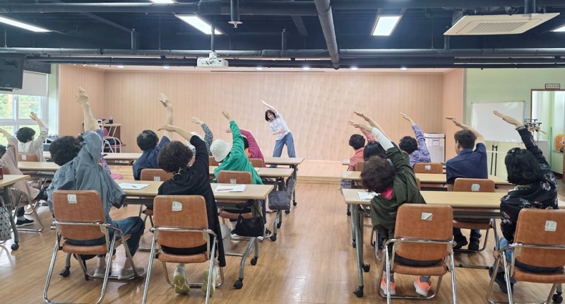 안양시 베이비부머지원센터 실버 인지 레크레이션 교육