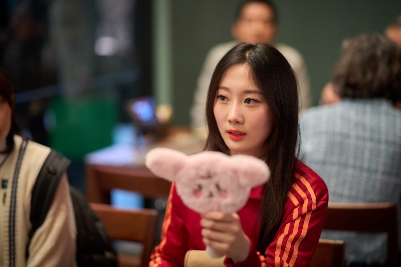 “저 민폐 초능력자는 누구야?” ‘군체’ 채서은, 위기 순간마다 분노 유발하며 완벽한 신스틸러 등극