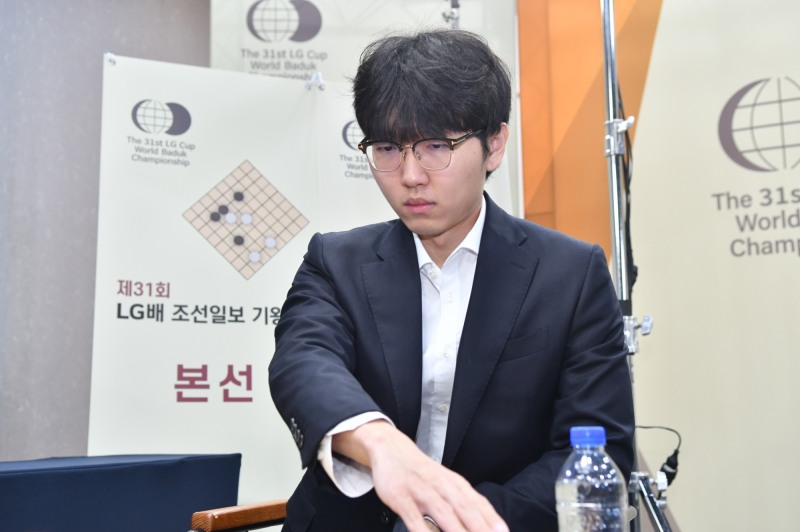신진서 9단이 LG배 4강에 올랐다. / 사진=연합뉴스