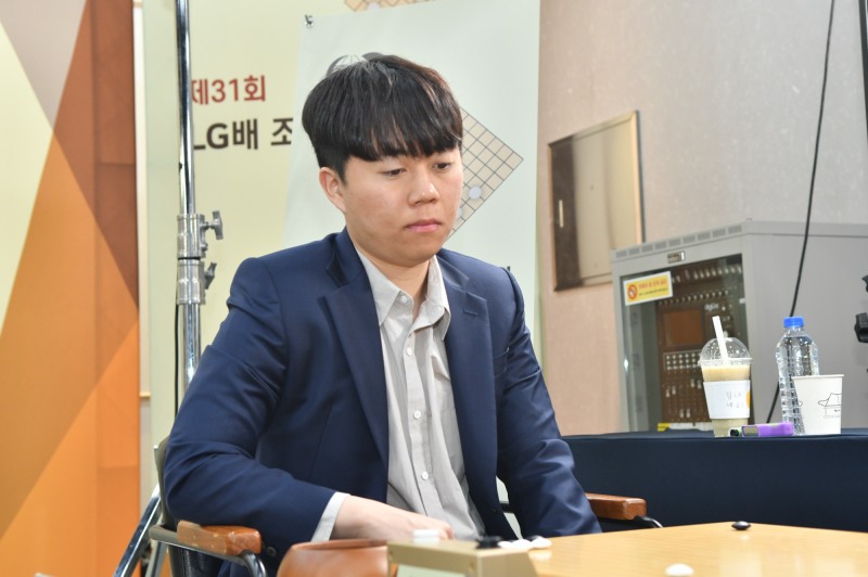 신민준, LG배 4강서 양카이원 꺾고 결승행...2연패 도전