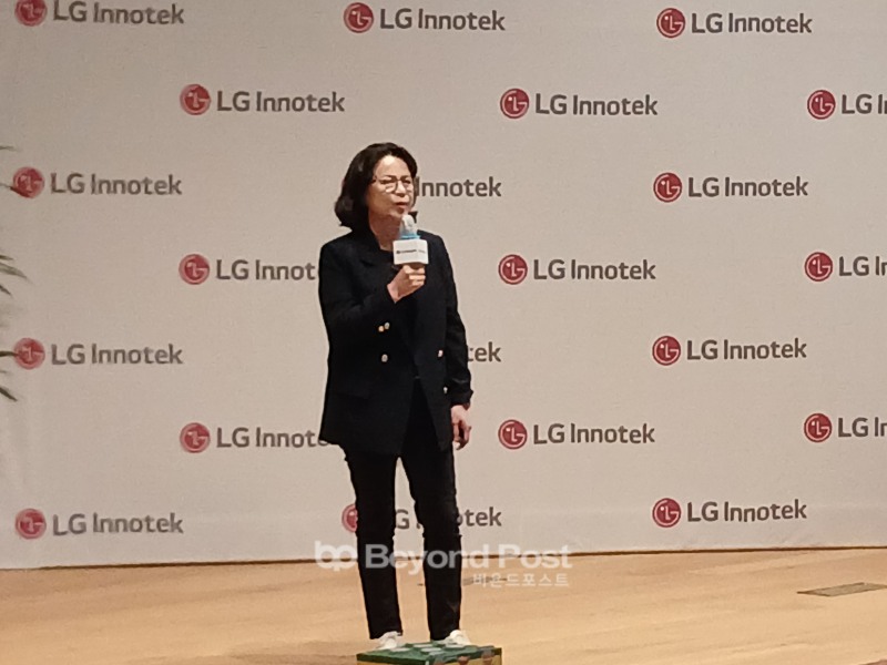LG이노텍 황정호 패키지솔루션마케팅담당(상무)./신용승 기자