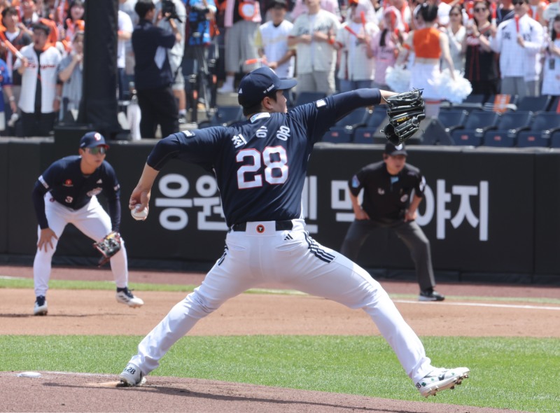 역투하는 최승용. / 사진=연합뉴스