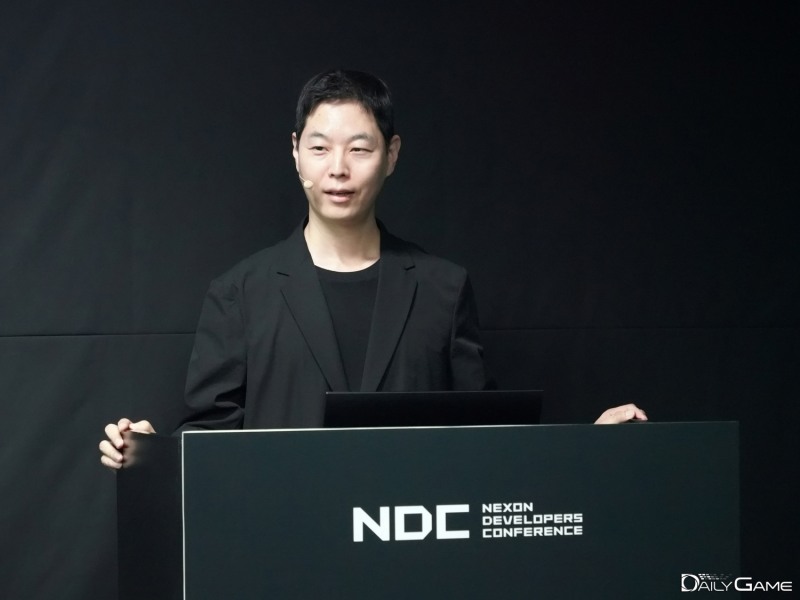 '넥슨 리플레이'의 운영 구조와 비전을 공개한 넥슨 오세형 오픈라이선스사업유닛 리더.