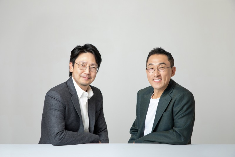 카카오게임즈 이시우(왼쪽)·김태환 공동대표. 사진=카카오게임