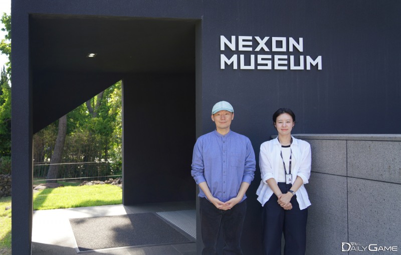 넥슨 뮤지엄의 리뉴얼로 게임에 보다 집중하게 됐다는 박두산 관장(사진 왼쪽)과 김정아 팀장.