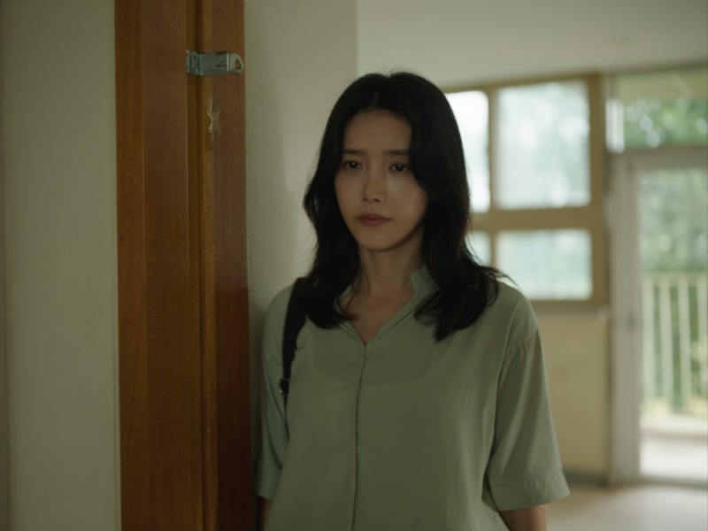 ‘현재를 위하여’ 채정안, 10년 만의 스크린 복귀…담담한 연기로 전한 위로