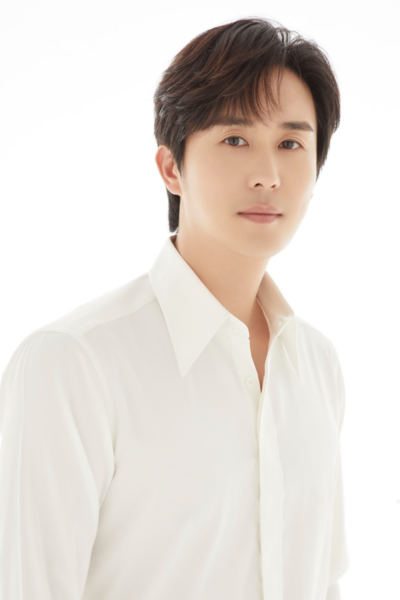 신유, 오디션 단골 심사위원 이유 있다…‘인생은 오디션’ 첫 방송 이끈 활약
