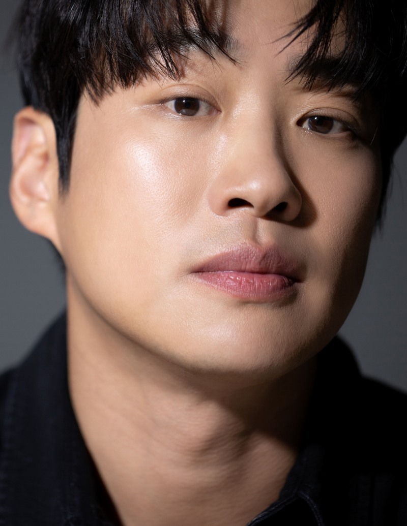 안재홍, 영화 ‘손 없는 날’ 캐스팅…현실주의 변호사 우진 役