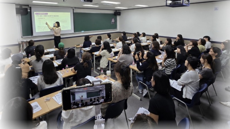 지트에듀케이션 죽전 고등관이 중학교 3학년 학부모를 대상으로 '고교 선택 및 입시 준비 설명회'를 개최했다