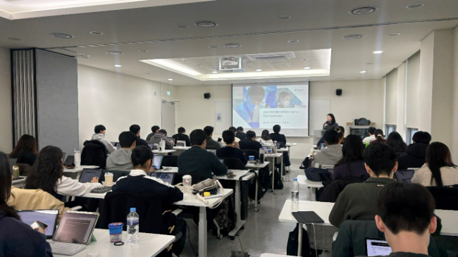 지난해 인천 바이오공정인력양성센터에서 셀트리온이 바이오산업 인재 양성을 위한 교육 프로그램을 진행하고 있는 모습 <사진=셀트리온 제공>
