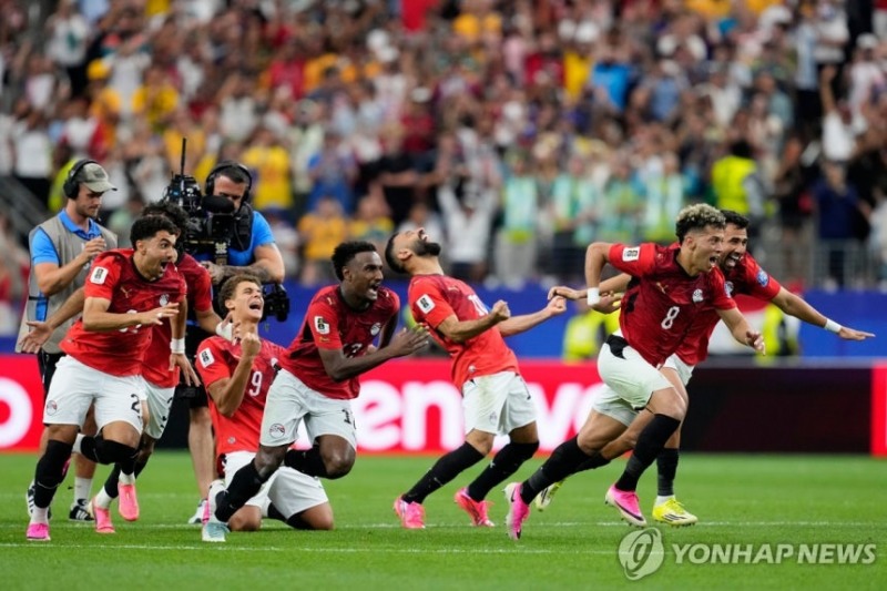 승리에 기뻐하는 이집트 선수들 / 사진=연합뉴스