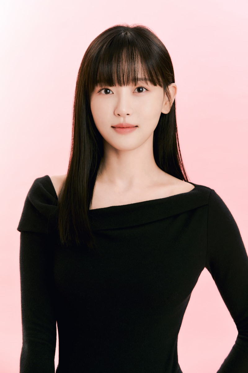 강한나, ‘러블리 썸 메이커’로 돌아왔다…넷플릭스 예능 ‘모솔연애2’ 출격
