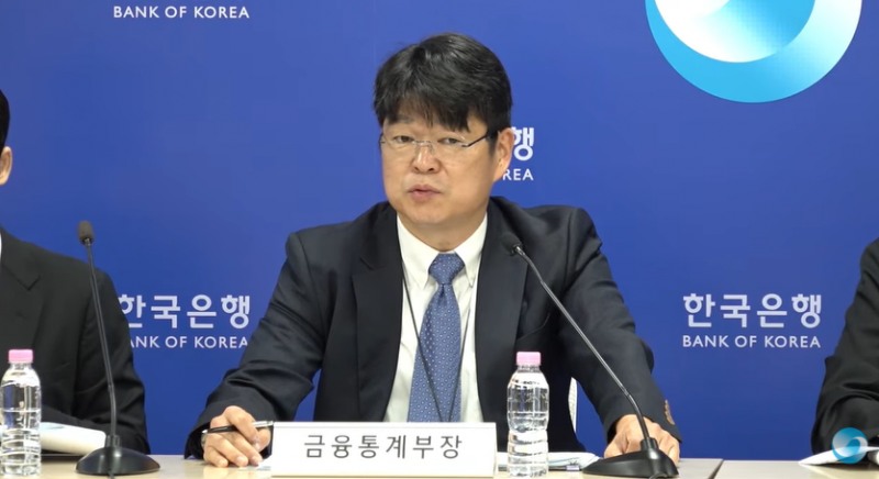 (상보) 유성욱 한은 금융통계부장 "6월 경상수지 흑자 400억달러 안팎 예상…연간 전망치 웃돌 가능성"