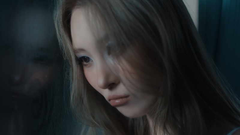 선미, 촉촉한 감성 한 방울…한여름 적실 ‘Forever July' 티저 공개