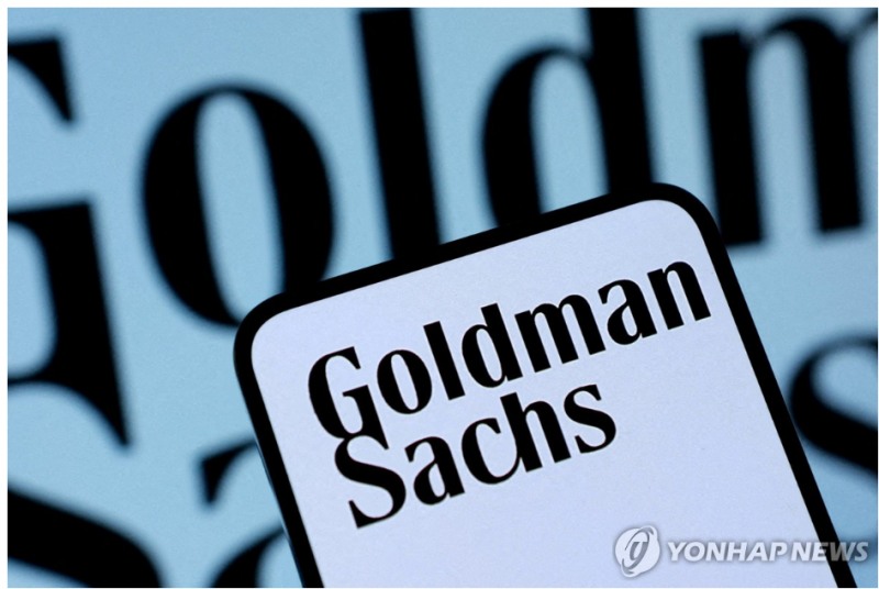 글로벌 투자은행 골드만삭스는 14일 단일종목 레버리지ETF의 기계적 매도가 코스피 낙폭을 키웠다고 분석했다. 사진=로이터통신, 연합뉴스