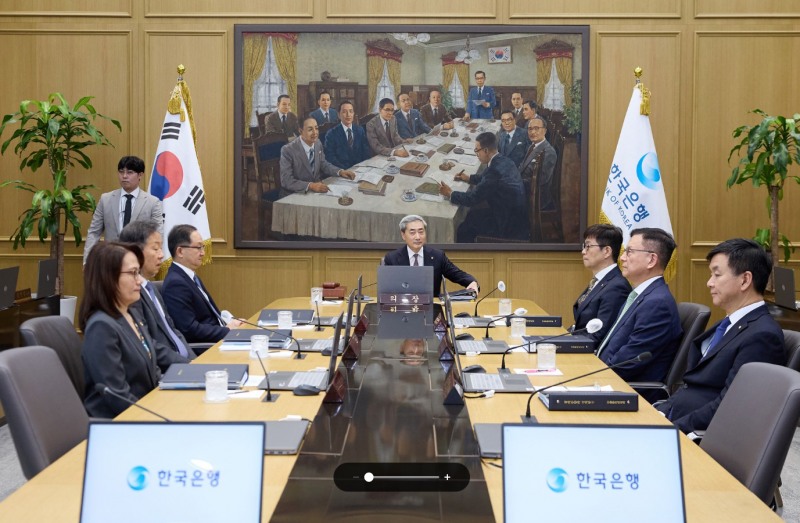 사진: 2027년 7월 금통위 모습, 출처: 한은