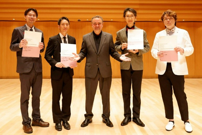 (왼쪽부터) Kenshi Matsuo, Jaehyeok Choi, Jörg Widmann(심사위원), Ziyi Tao, Zhehe Cui. (사진제공=중앙대)