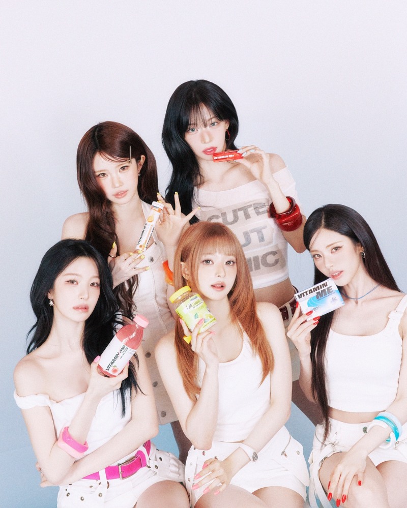 프로미스나인, 컴백 동시에 팬들과 활발 소통…음악방송 넘어 예능도 접수