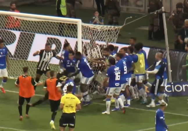 축구 난투극 장면 / 사진=연합뉴스 DB