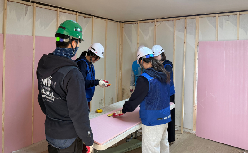볼보그룹코리아-한국해비타트 ‘볼보 뉴홈 빌더즈(Volvo New Home Builders)’ 2기의 활동 현장 모습/볼보그룹코리아