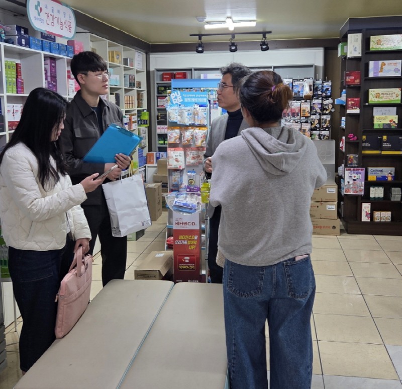 소상공인 원스톱 통합지원센터 현장 컨설팅 모습. /시흥시