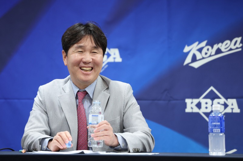 밝은 표정의 류지현 감독. / 사진=연합뉴스