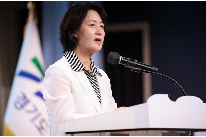 31일 오후 경기도청 북부청사 2층 평화누리홀에서 열린 26년 경기도민 자녀 장학증서 교부식에서 추미애 경기도지사가 축사를 하고있다./경기도
