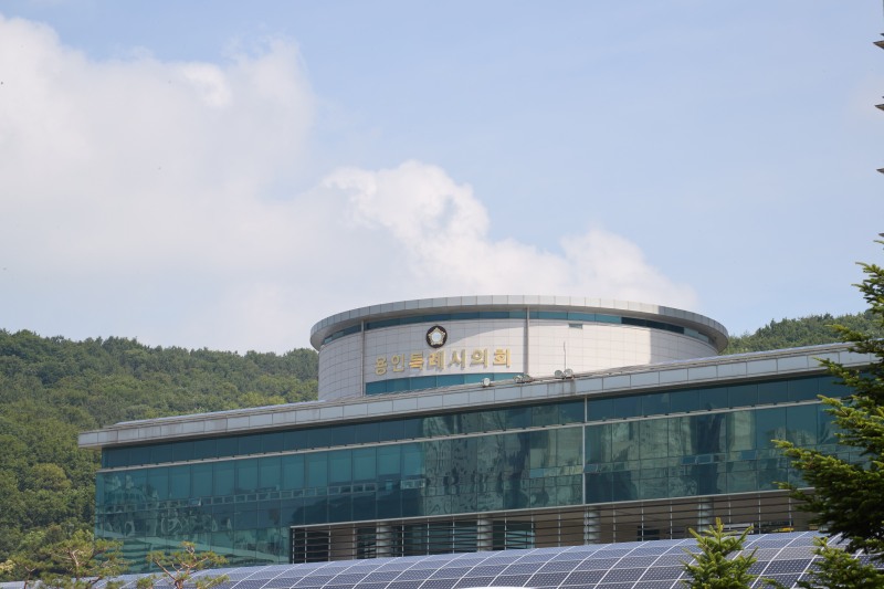 용인특례시의회 전경. /용인시의회