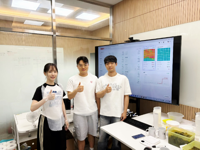 (왼쪽부터) 서강대학교 방가연(컴공 24), 배준환(컴공 23), 김동하(전자 21) 학부 연구생. (사진제공=서강대)