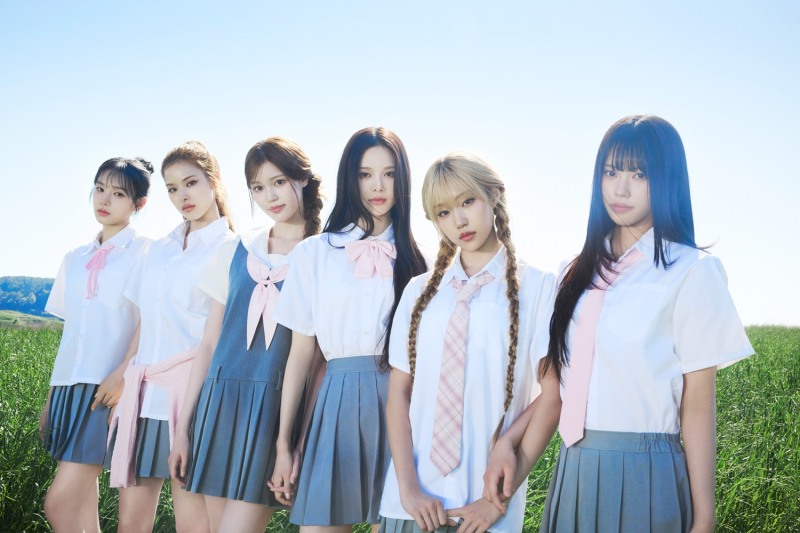 이즈나, 日 미니 1집 'HANDLE WITH CARE' 첫 번째 콘셉트 포토 공개…청순 비주얼