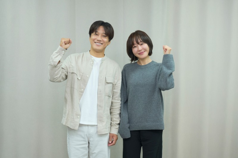 차태현X엄지원, ‘복직경찰’ 출연 확정…다섯 남매 다둥이 부부로 호흡