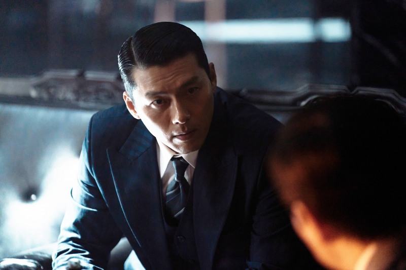 ‘메이드 인 코리아 시즌2’ 현빈, 권력의 심장부를 꿰차다…중앙정보부 서열 2위 백기태 캐릭터 스틸 공개