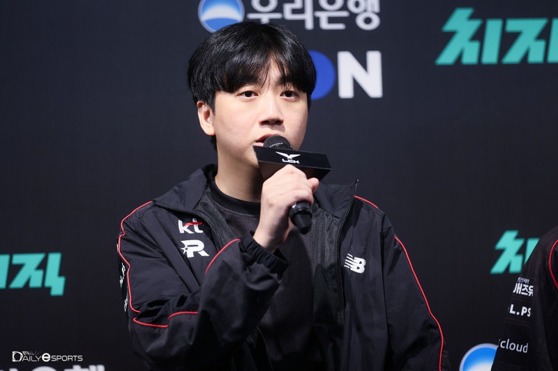 kt 롤스터 '스코어' 고동빈 감독.