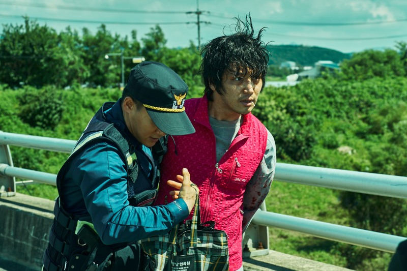 ‘경주기행’ 노개런티 출연 변요한, 네 모녀가 8년을 기다린 그놈으로 강렬한 존재감 발산