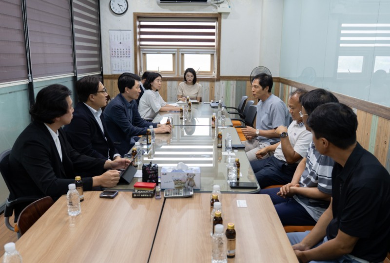 경상원, 김포 모아패션아울렛 상권 현장 방문