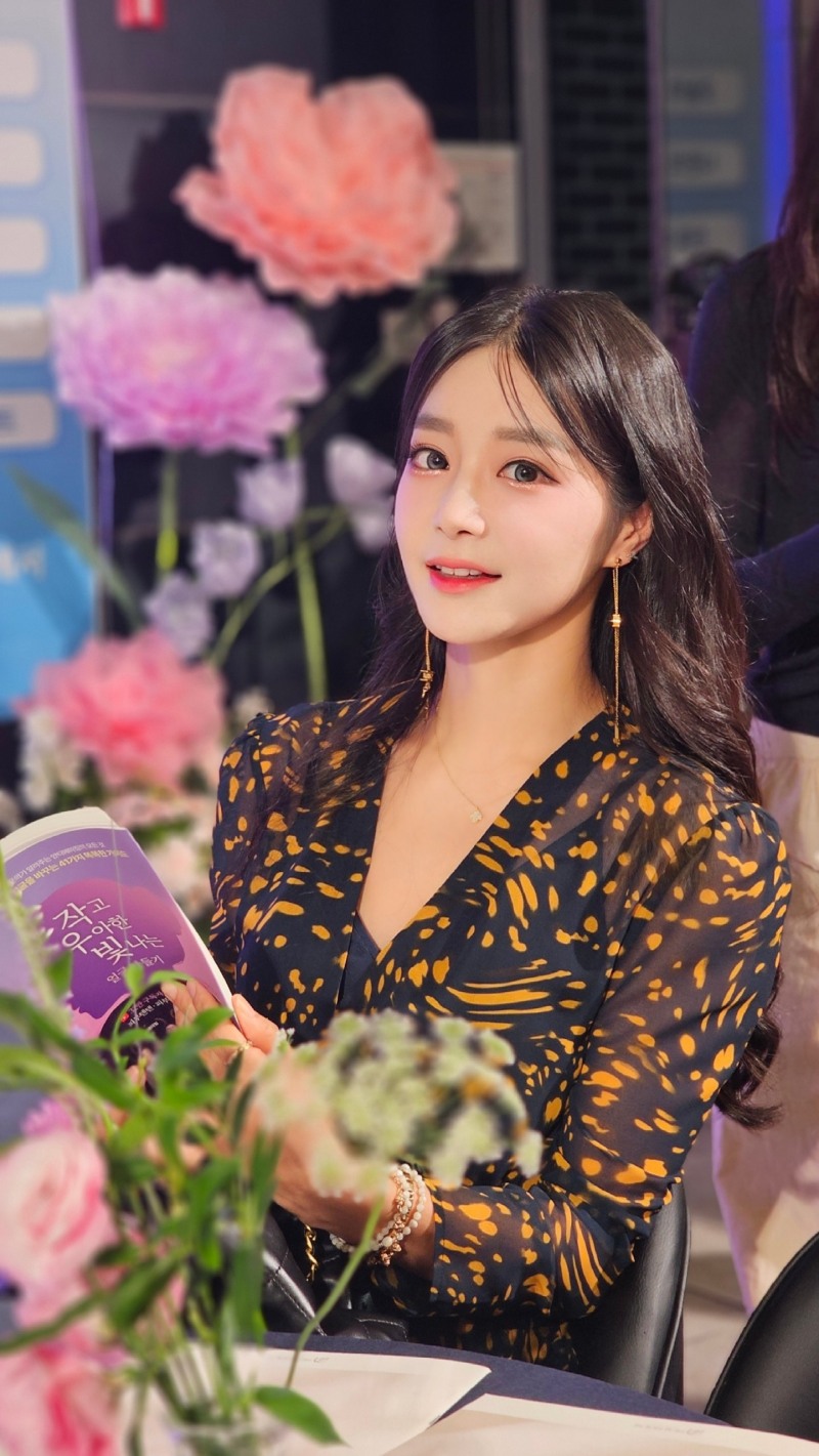 20년 경력 모델 이은서, '은서홀릭'으로 육아·자기관리 콘텐츠까지… 제2의 전성기