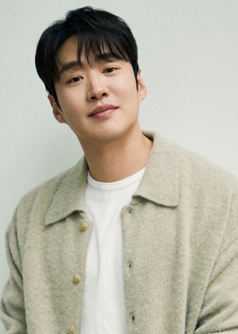 안재홍, 영화 ‘강시: 공포의 워크샵’ 캐스팅…태권도 선수 특채 출신의 은행원 변신