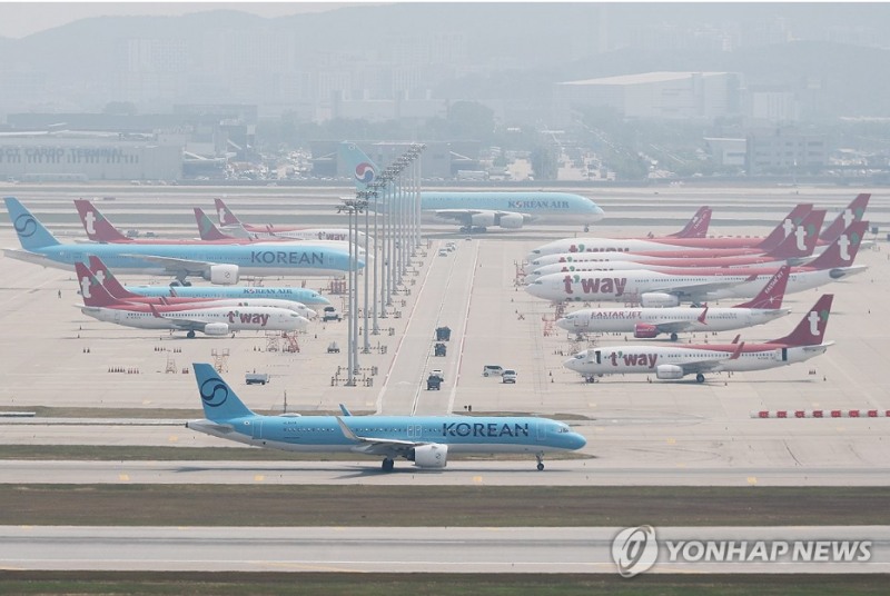 다음달 국제선 유류할증료가 유가상승 영향으로 큰 폭으로 오른다. 사진=연합뉴스