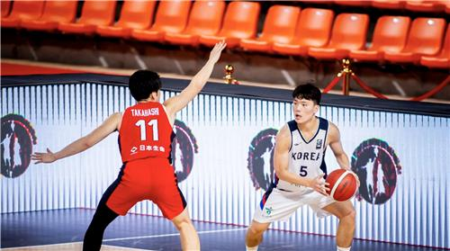한일전 승리 주역 윤지훈 / 사진=FIBA 홈페이지 캡처. 연합뉴스