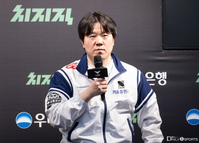 키움 DRX '조커 조재읍 감독.