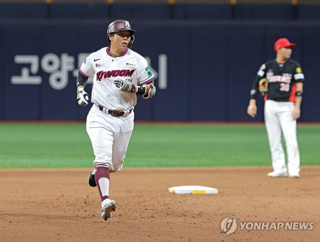 키움 김재현의 끝내기 만루포 / 사진=연합뉴스